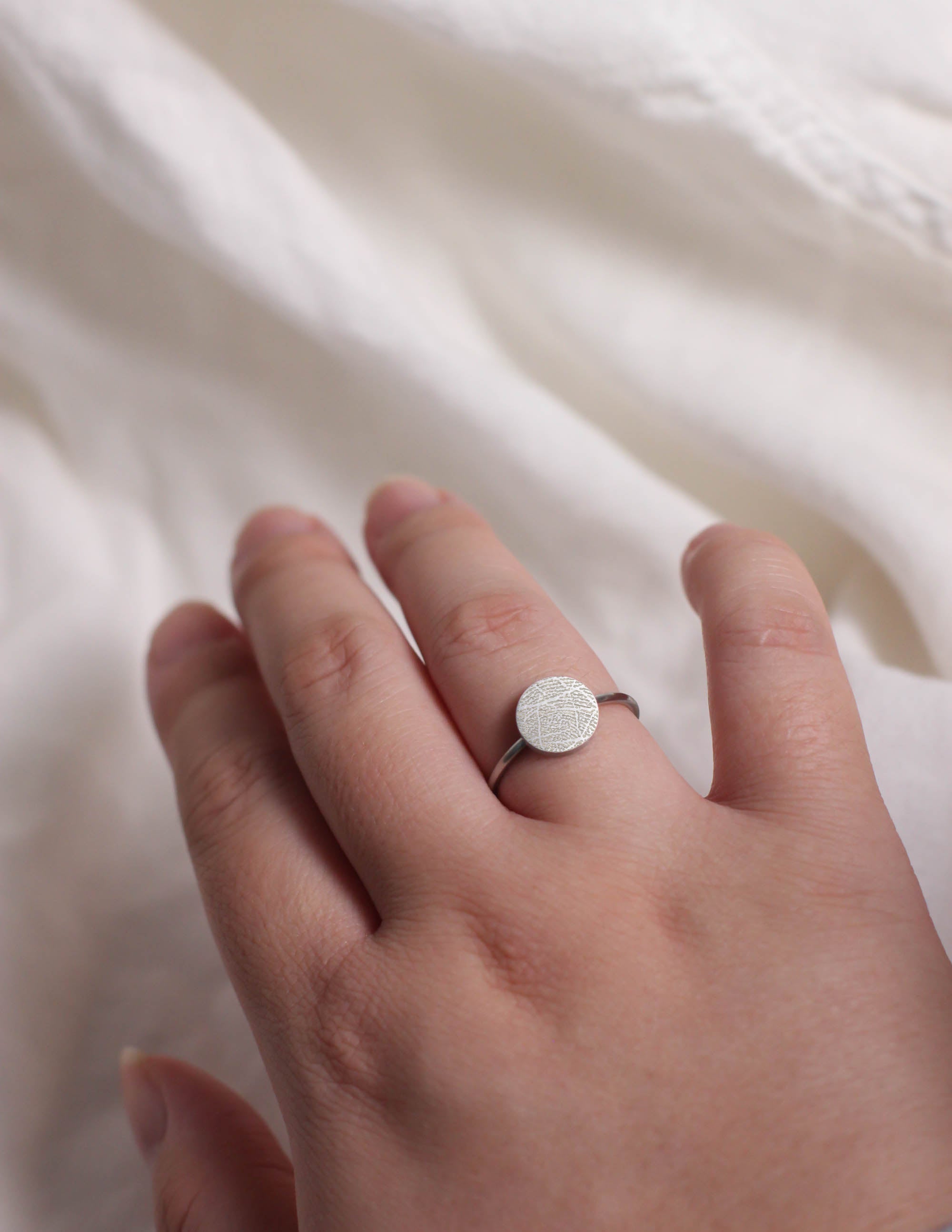 Custom Engraved Fingerprint Ring • Disc Ring – My Millie Jewelry